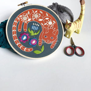 Garden Cat Embroidery Kit